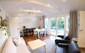 Surfers Guesthouse